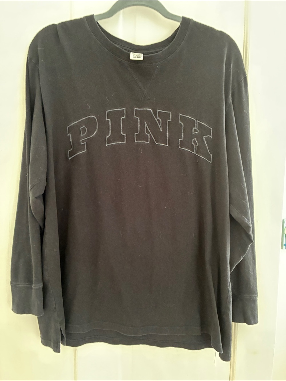 PINK Victoria's Secret Black Long-Sleeve Tee